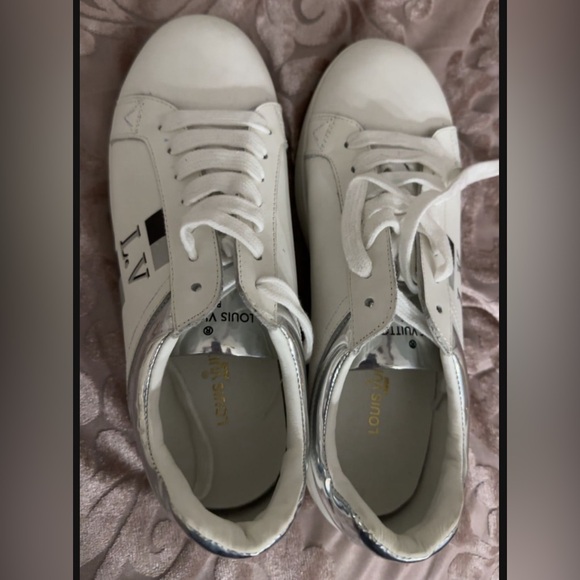 Louis Vuitton sneakers, LUXEMBOURG LEATHER LOW TRAINERS authentic - Picture 3 of 5